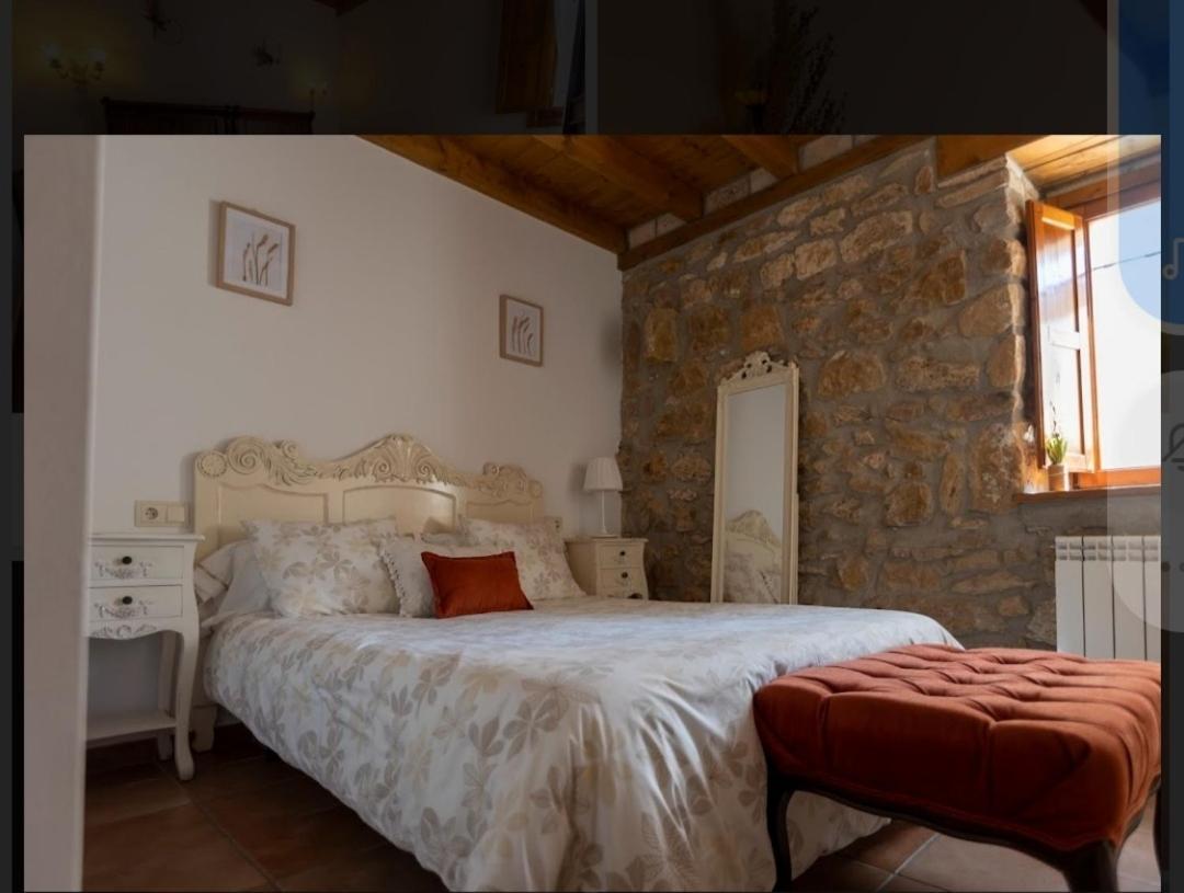 Hotel Rural En Las Cascadas De Tobera Εξωτερικό φωτογραφία