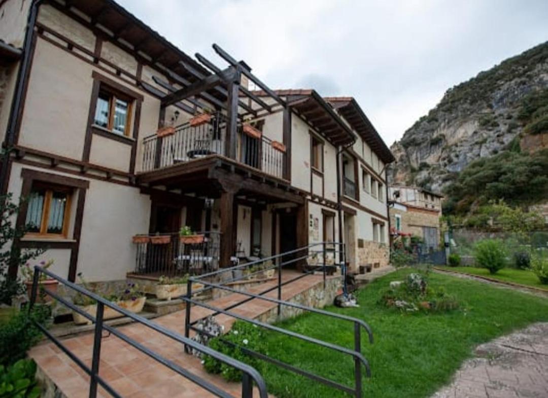 Hotel Rural En Las Cascadas De Tobera Εξωτερικό φωτογραφία